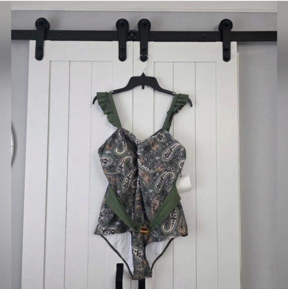 Hanna Nikole Other - Hanna Nikole Women's Teddy V-Neck Knotted Bodice Swimwear. NEW!